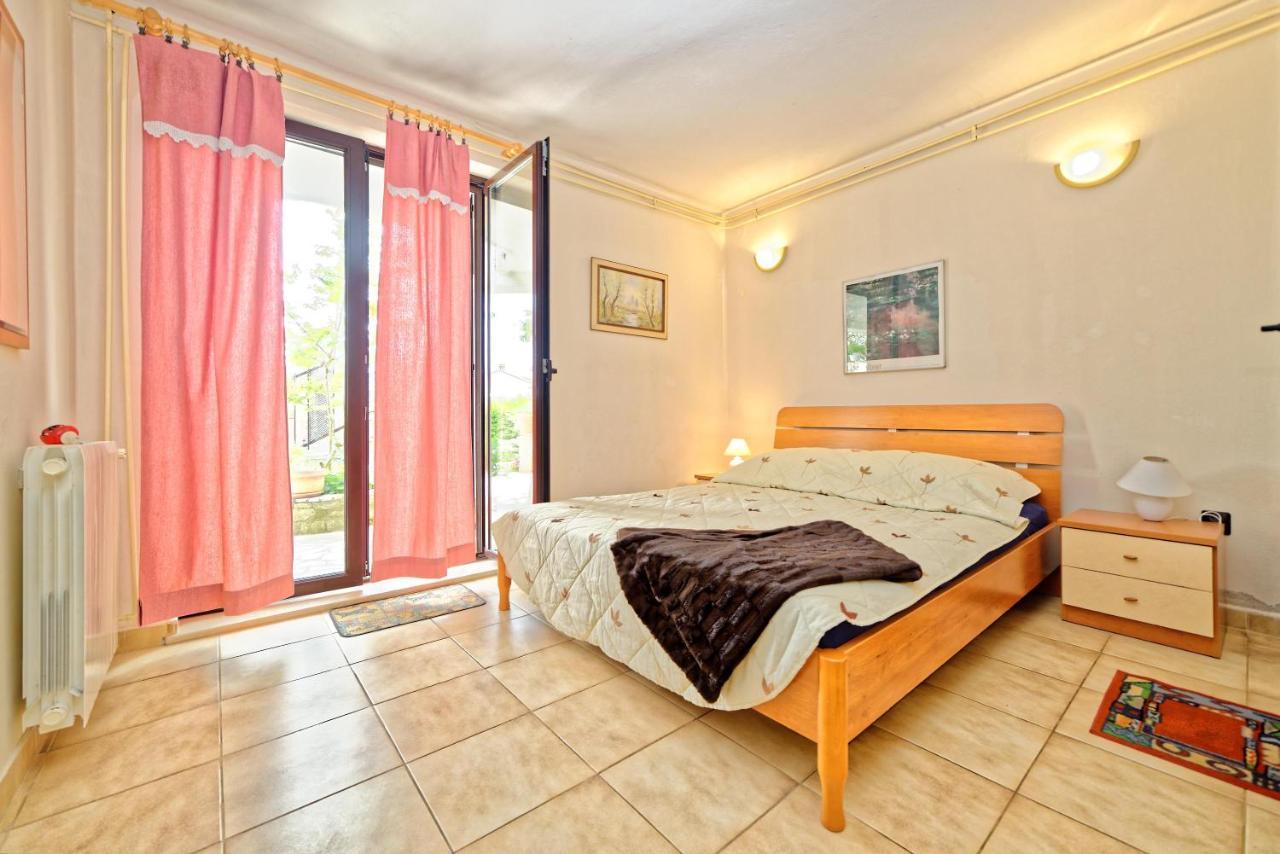 Guest House Jolanda Medulin Exterior photo