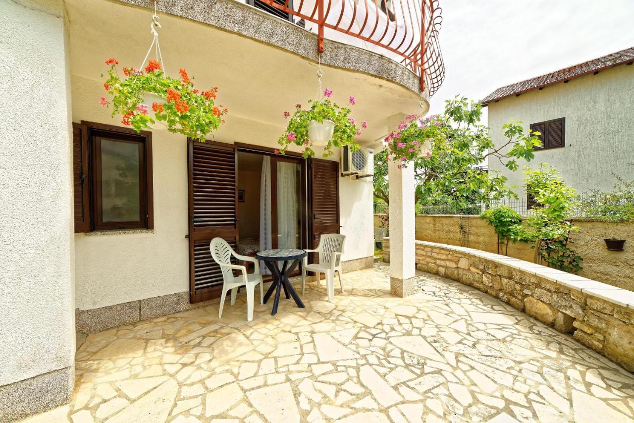 Guest House Jolanda Medulin Exterior photo
